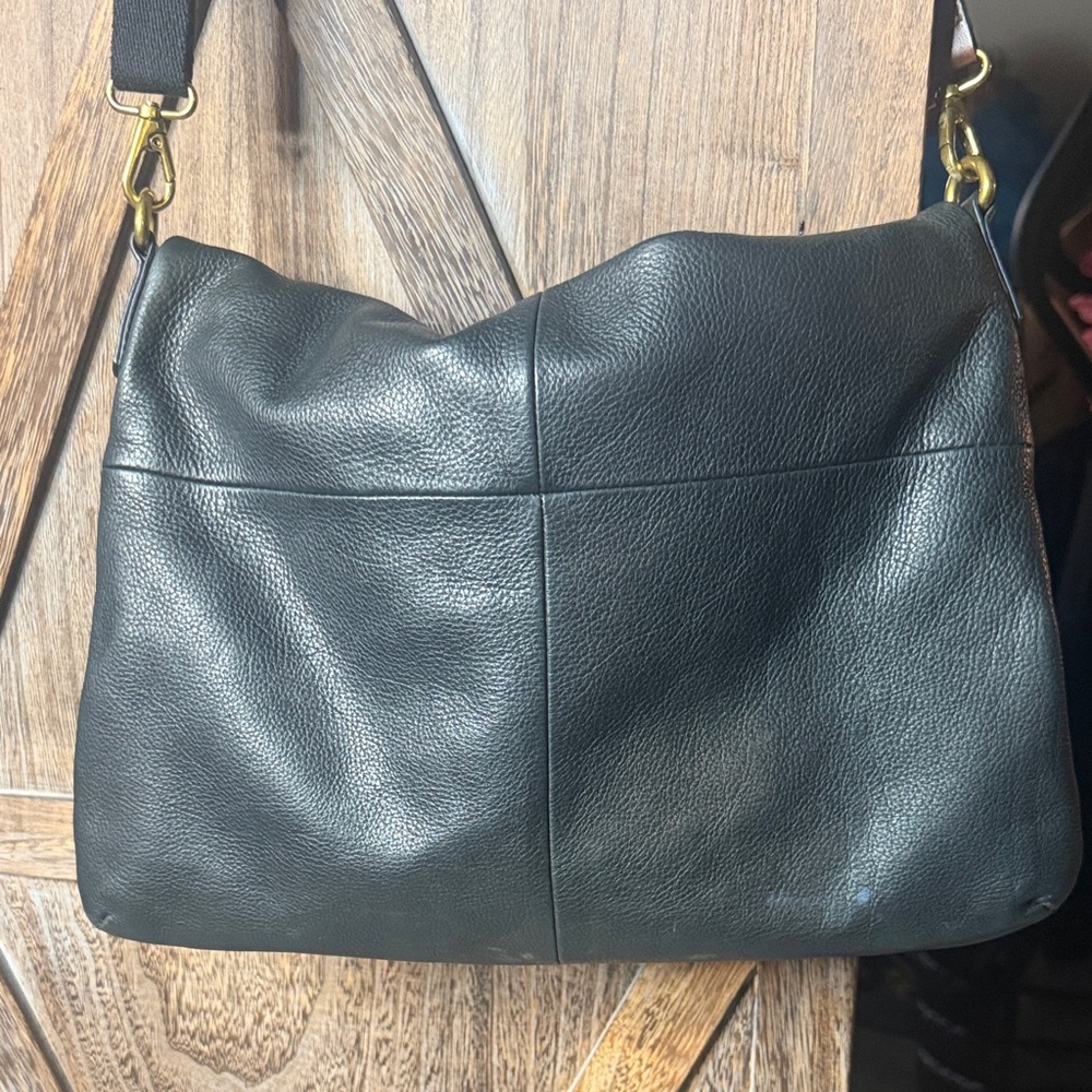 Fossil Leather Crossbody Satchel with Brown Handles - Picture 3 of 12